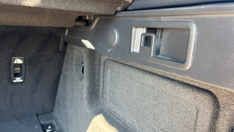 Jaguar F-Pace 2.0 D200 R-Dynamic SE Black 5dr Auto AWD Diesel Estate